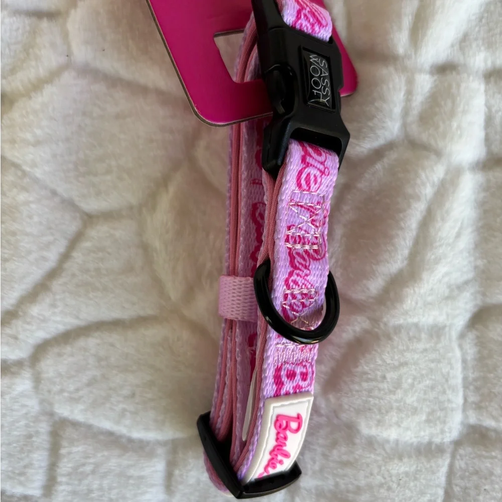 Barbie x Sassy Woof DOG COLLAR - BARBIE™ MALIBU